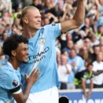 Erling Haaland, o artilheiro da equipe, marcou dois gols (34′ e 61′), demonstrando estar em ótima forma física e mental para a nova temporada.