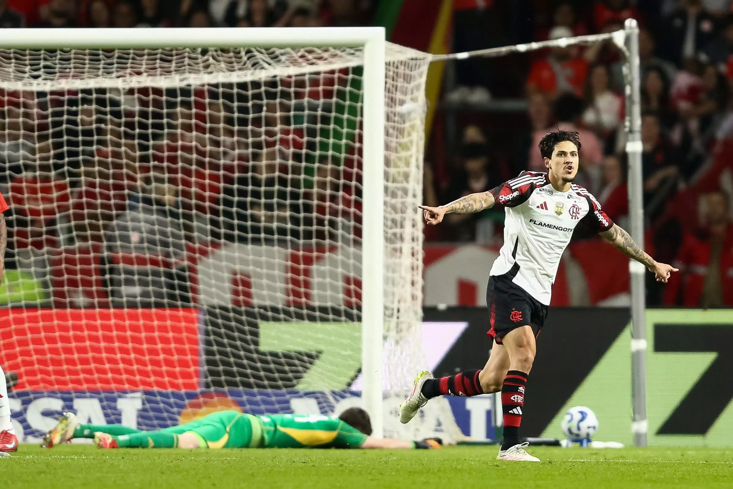 Flamengo demonstra força e consolida prioridade no Brasileirão